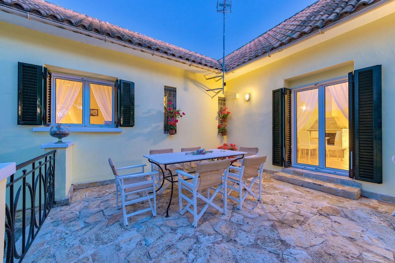 Olivegrove Villa - Nestled In Olive Trees With Private Pool, By Zantewize Трагаки Экстерьер фото
