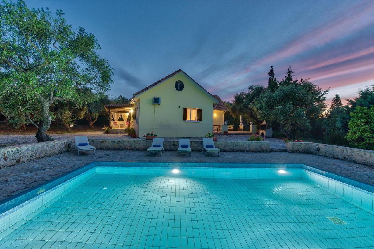 Olivegrove Villa - Nestled In Olive Trees With Private Pool, By Zantewize Трагаки Экстерьер фото